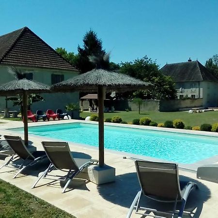 Le Domaine Des Papillons Beaujeu-Saint-Vallier-et-Pierrejux Exterior foto