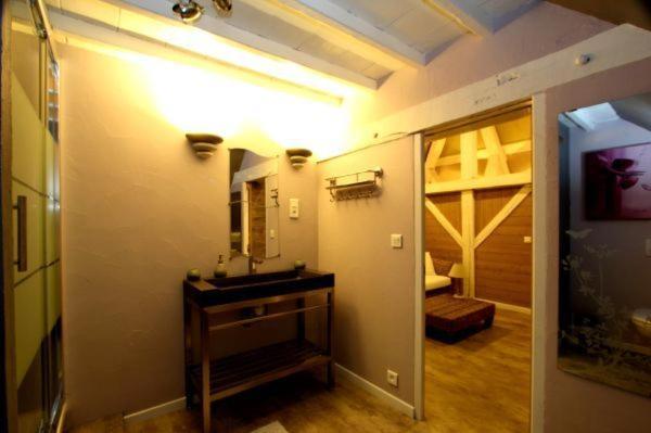 Le Domaine Des Papillons Beaujeu-Saint-Vallier-et-Pierrejux Quarto foto